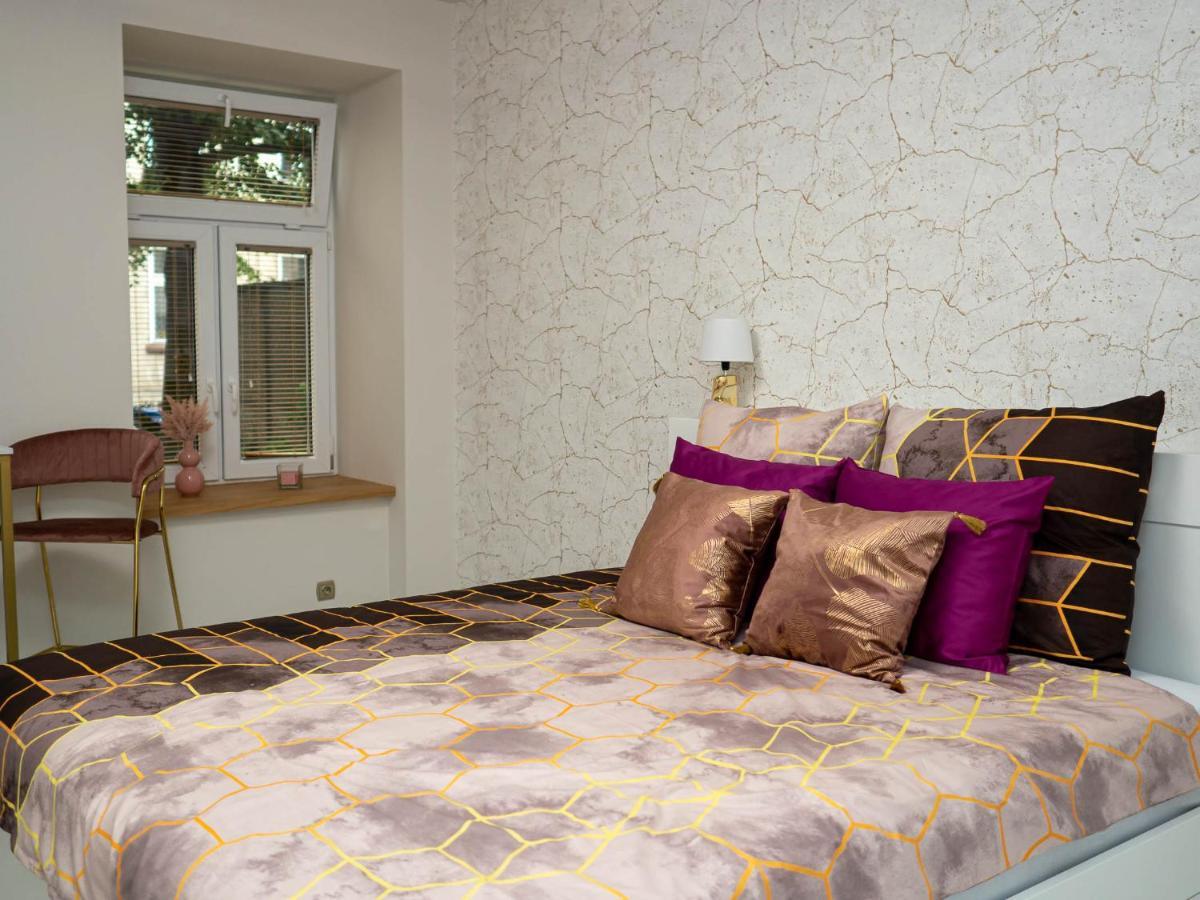 Apartament Gold Aleja Nmp 8 - Free Parking Częstochowa Exterior foto